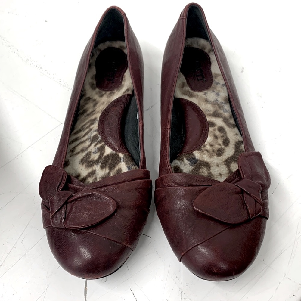 Born Molly bow flats burgundy
